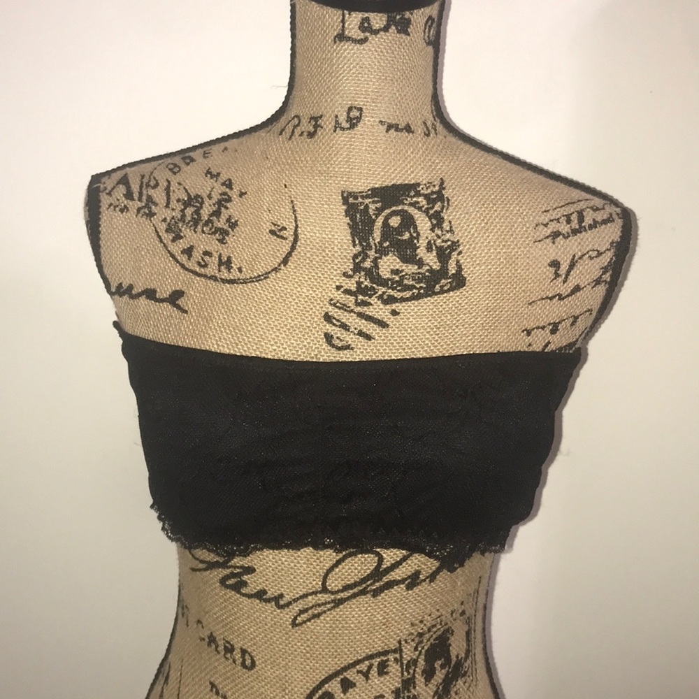 BASIC Black Strappy Bandeau with lace detailing